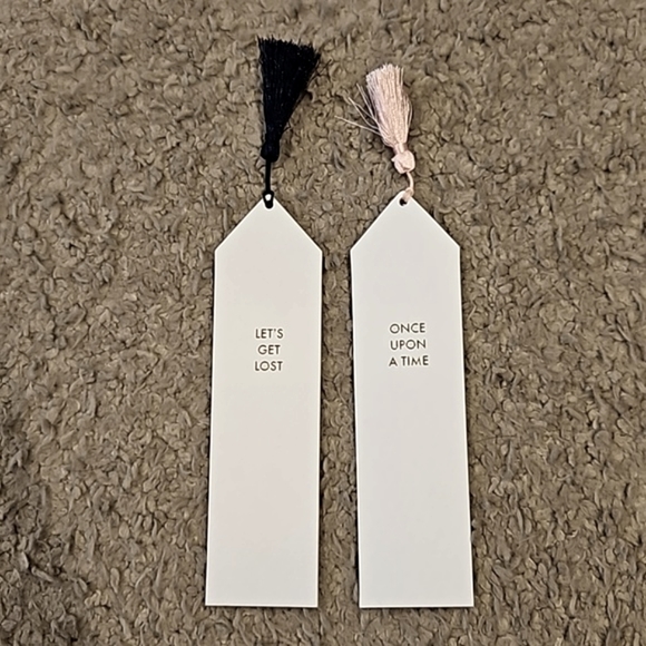 NWOT - 2 Bookmarks with tassel. 100% Cotton Paper. - Picture 1 of 7